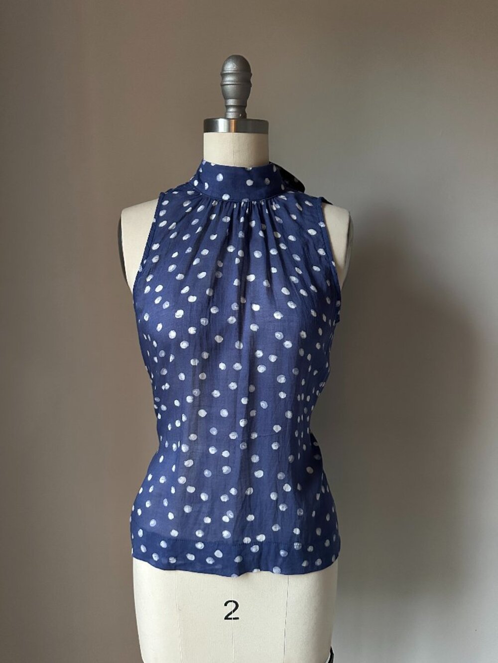 Bella Dahl Blue Polka Dot Tie Neck Tank XS | Lightweight Summer Blouse